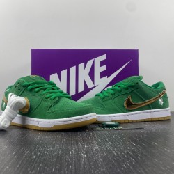 DUNK LOW SB 'ST. PATRICK'S DAY' - NIKE - BQ6817 303