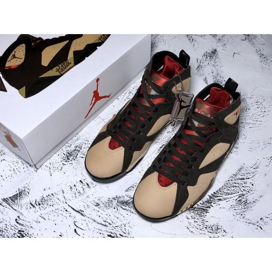 AIR JORDAN 7 RETRO 'PATTA' AT3375-200