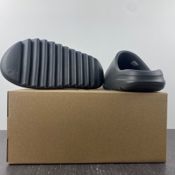 ADIDAS YEEZY SLIDE “GRANITE” ID4132