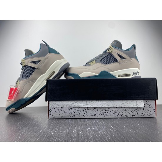 Air Jordan 4 SECRAFT DV3742-021