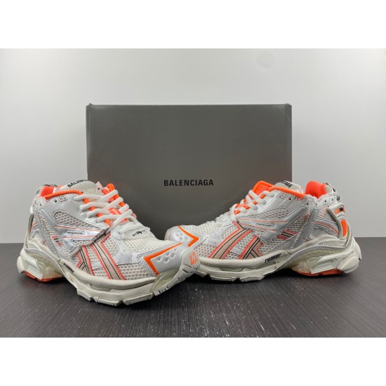 Balenciaga Runner