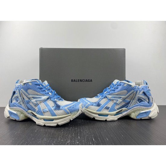 Balenciaga Runner