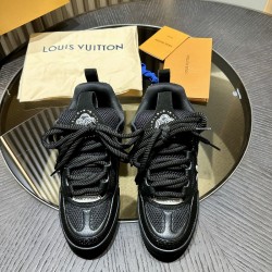 L0uis V*1t*on Sneaker - LL043