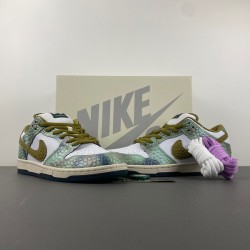 Alexis Sablone x Dunk Low SB 'Chameleon' HJ3386-300