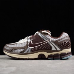 Nike Zoom Vomero 5 Earth Fossil (women's) - FD9920-022