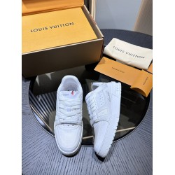 L0uis V*1t*on Sneaker LL029