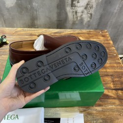 B0T*EGA VENE*A LOAFERS BV008