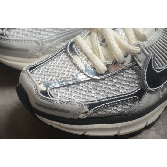 Nike Zoom Vomero 5 Photon Dust Metallic Silver FD0884-025