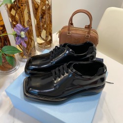 PRAD@ LEATHER SNEAKERS - PA035