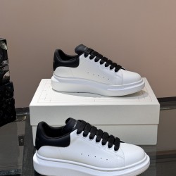 Mcqueen sneakers - MC041