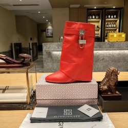 Givenchy boots GBB004