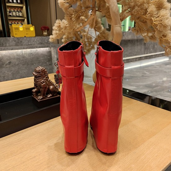 Givenchy boots GBB004