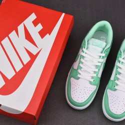 Wmns Dunk Low 'Green Glow' - DD1503-105