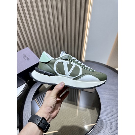 VALENTINO SNEAKERS