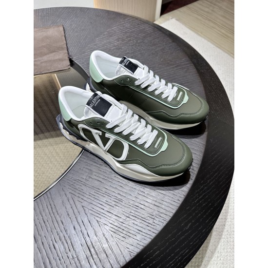 VALENTINO SNEAKERS