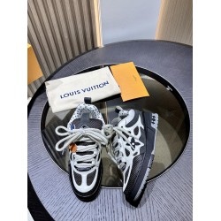 L-CROSSKICK-V SNEAKERS