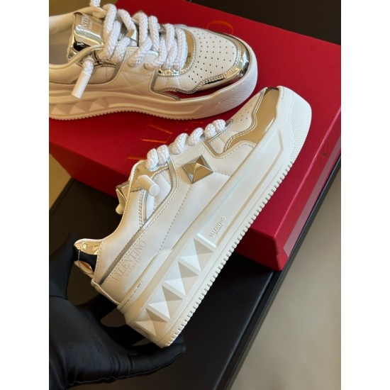 VALENTINO SNEAKERS