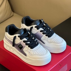 VALENTINO SNEAKERS