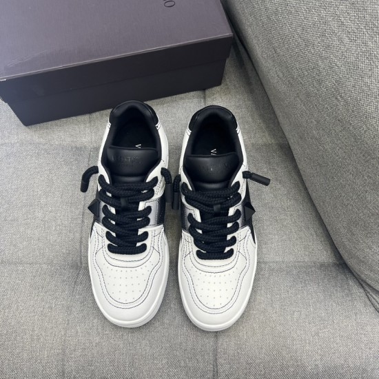 VALENTINO SNEAKERS