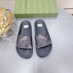 GUCCI SLIDES