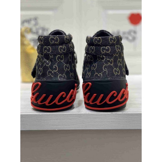 GUCC1 SNEAKERS