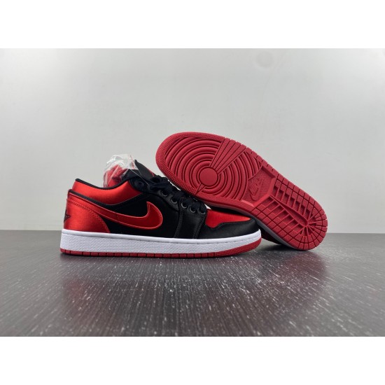 Air Jordan 1 LOW OG WMNS “Satin Bred FD4810-061