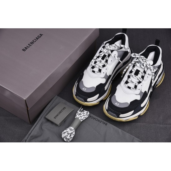 BALENCIAGA TRIPLE S SNEAKERS 