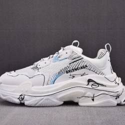 BALENCIAGA TRIPLE S SNEAKERS 