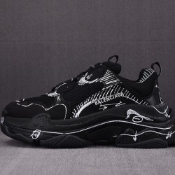 BALENCIAGA TRIPLE S SNEAKERS 