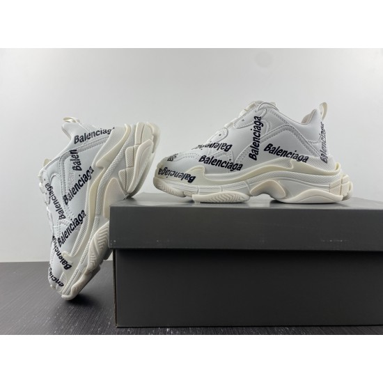 BALENCIAGA TRIPLE S SNEAKERS 