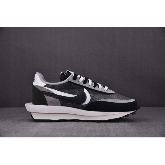 NIKE LD WAFFLE X SACAI BLACK BV0073-001