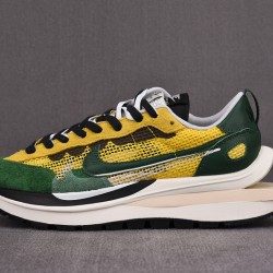 SACAI X NIKE VAPORWAFFLE “TOUR YELLOW” CV1363-700