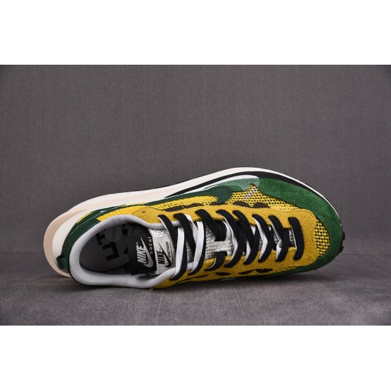 SACAI X NIKE VAPORWAFFLE “TOUR YELLOW” CV1363-700