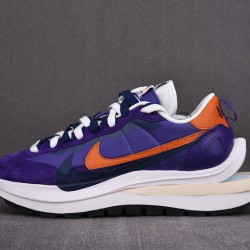 NIKE VAPORWAFFLE SACAI DARK IRIS DD1875-500