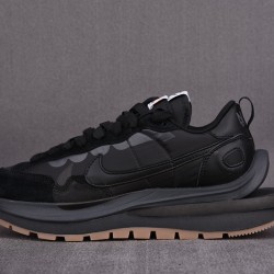 NIKE VAPORWAFFLE SACAI 'BLACK GUM' DD1875-001