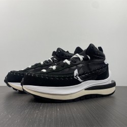 NIKE VAPORWAFFLE SACAI JEAN PAUL GAULTIER BLACK WHITE DH9186-001