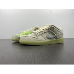 Nike SB Dunk Low Mummy Men's - DM0774-111