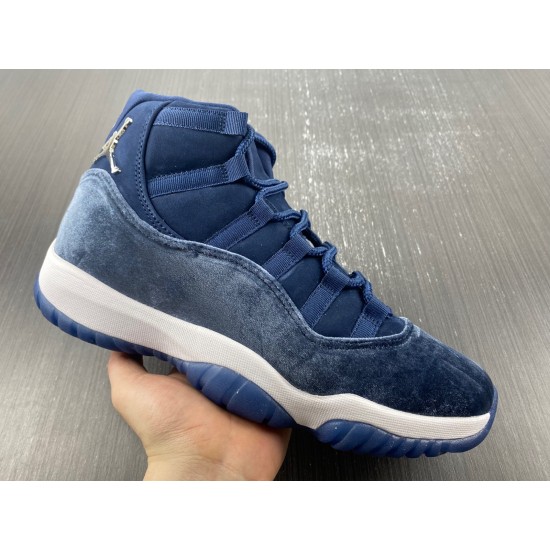 AIR JORDAN 11 WMNS “MIDNIGHT NAVY” AR0715-441